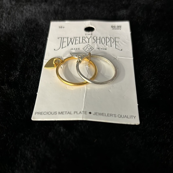 NWT The Jewelry Shoppe 2 Pieces 10K Gold/Silver Heart Drop Rings Size 7.5 Crafts - Picture 4 of 10